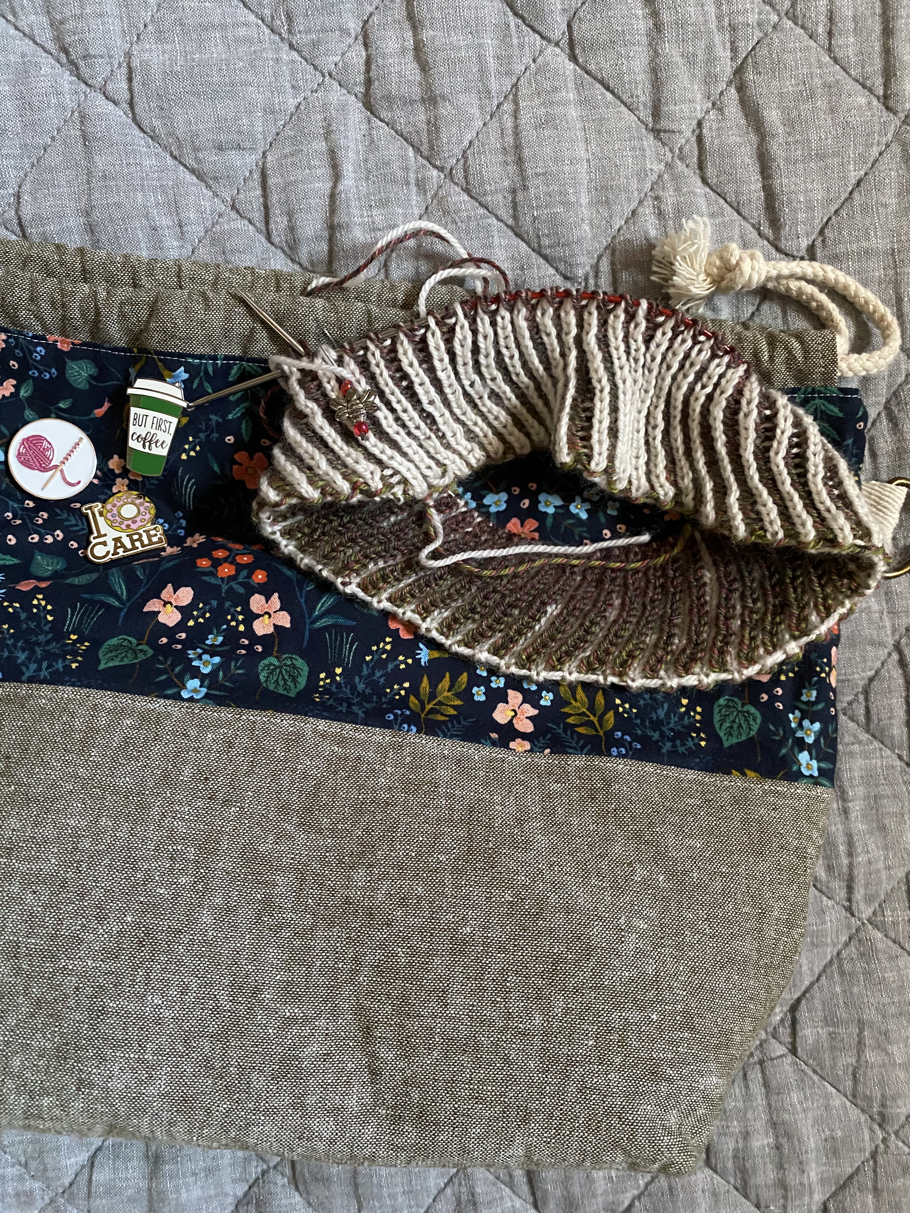 F6518F5B-68A4-41B8-91E2-DA87707298E8